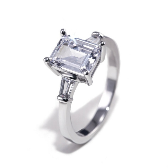 925 Silver Emerald Cut White Sapphire Ring New - Picture 5 of 6
